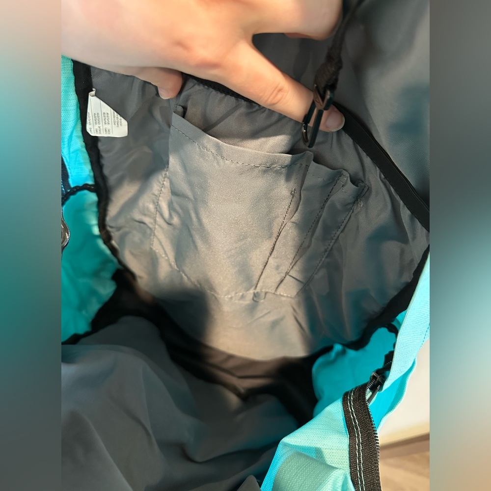 Cute Nike Backpack! - Picture 7 of 9